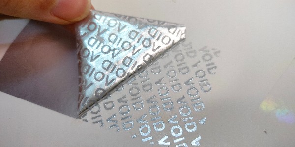 亞銀VOID不幹膠材料是防偽標簽的一種一般貼在哪（nǎ）裏？